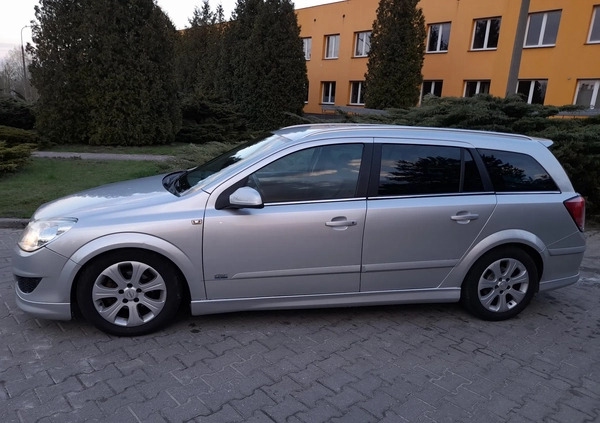 Opel Astra cena 14500 przebieg: 225000, rok produkcji 2008 z Zator małe 211